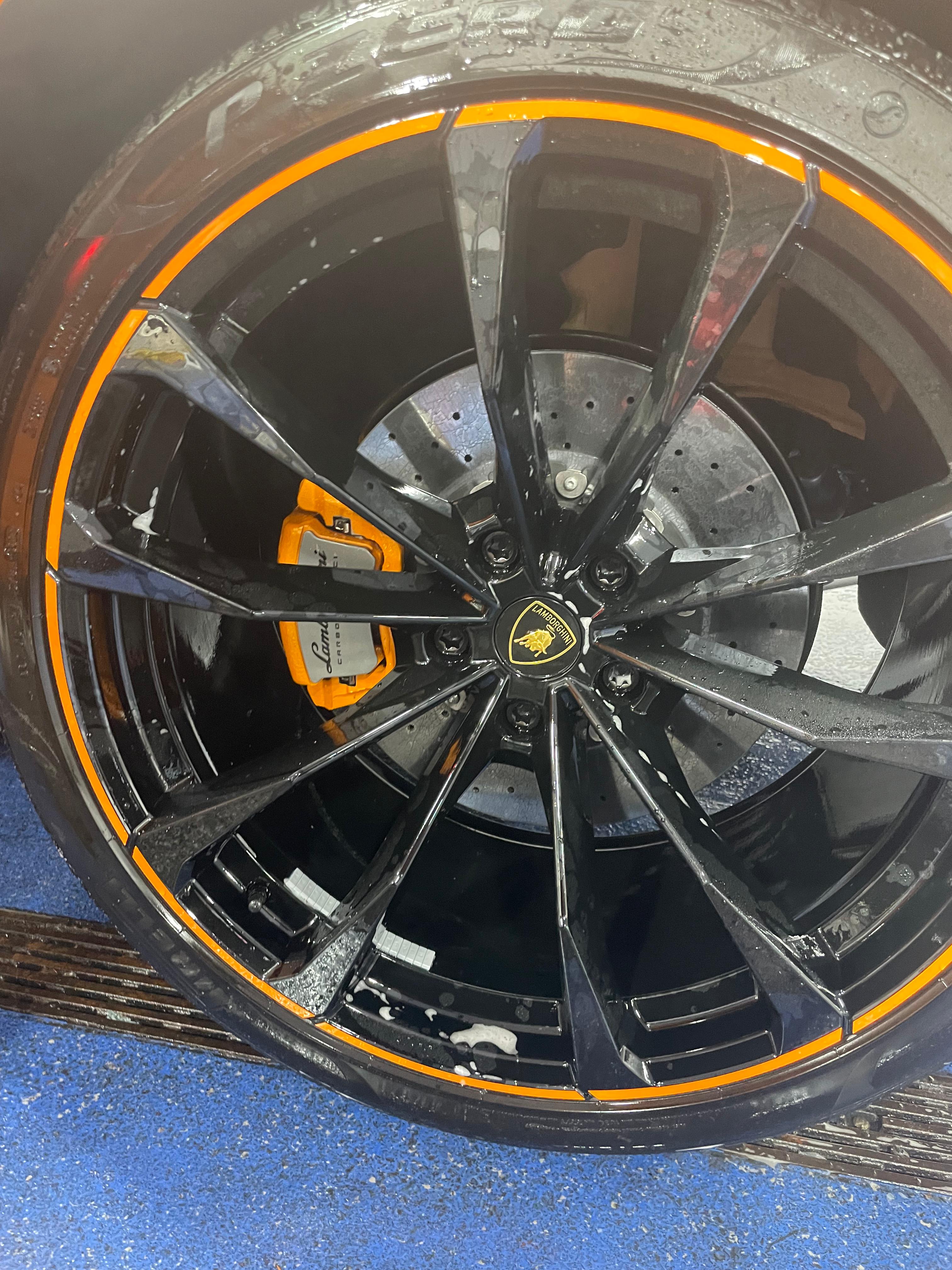 Lamborghini Huracan Luxury Polish